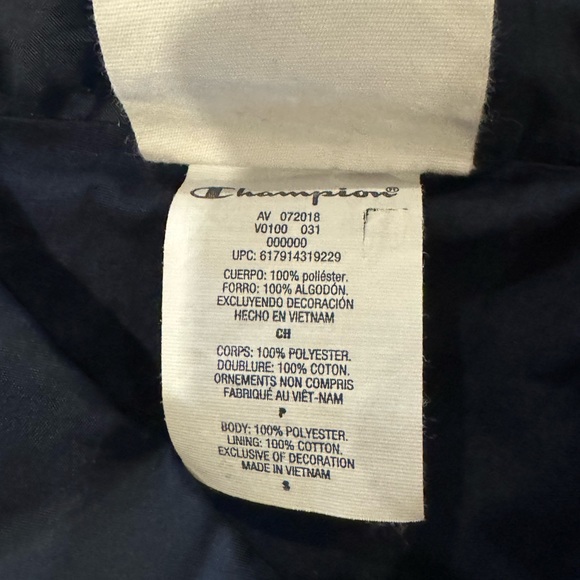 Champion button up windbreaker jacket - Picture 7 of 8